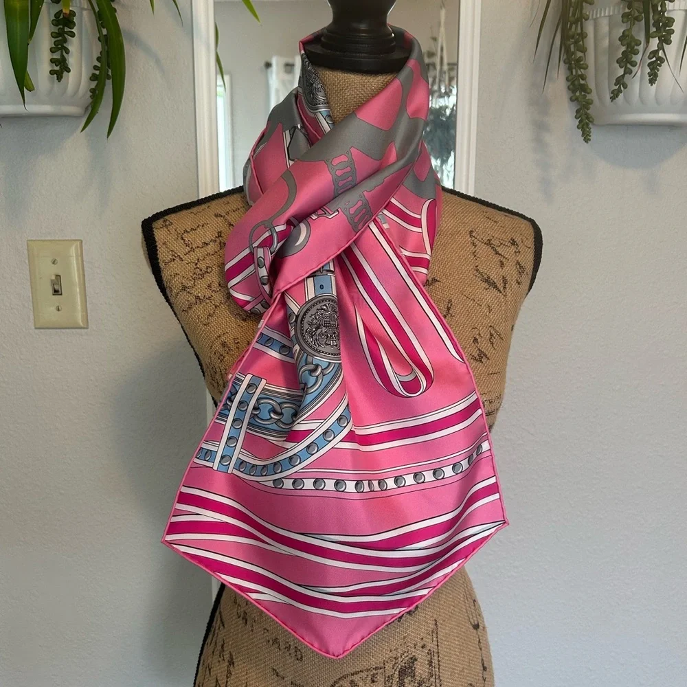New Hermes Pink and Silver Scarf - Picture 2 of 4